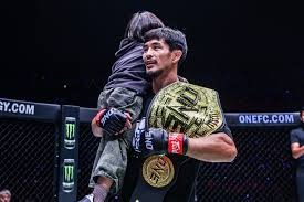 尽管他凭借顽强的意志在联盟立足多年，但那次重伤终究